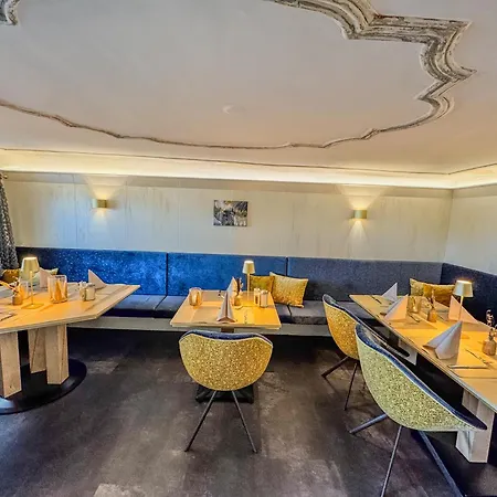 Flair Zum Schwarzen Reiter Hotel 3*