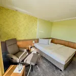Flair Zum Schwarzen Reiter 3*