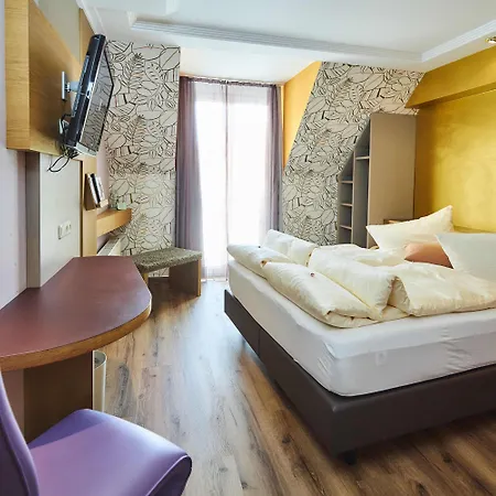 Hotel Flair Zum Schwarzen Reiter Horgau